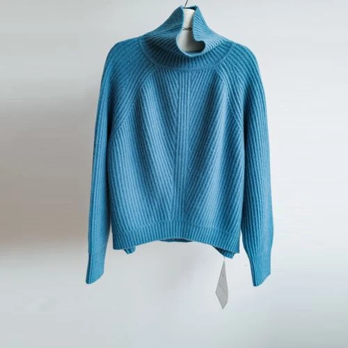 Cable Pullover pulóver