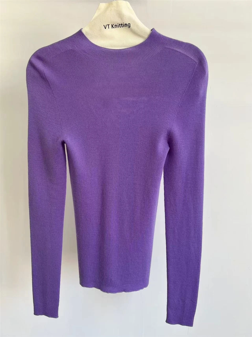 Round-neck, Long-sleeved Knitted Cardigan